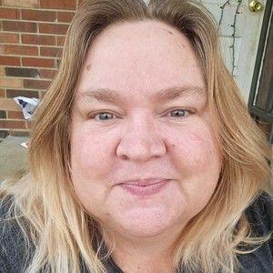 Meet your Posher, Angy